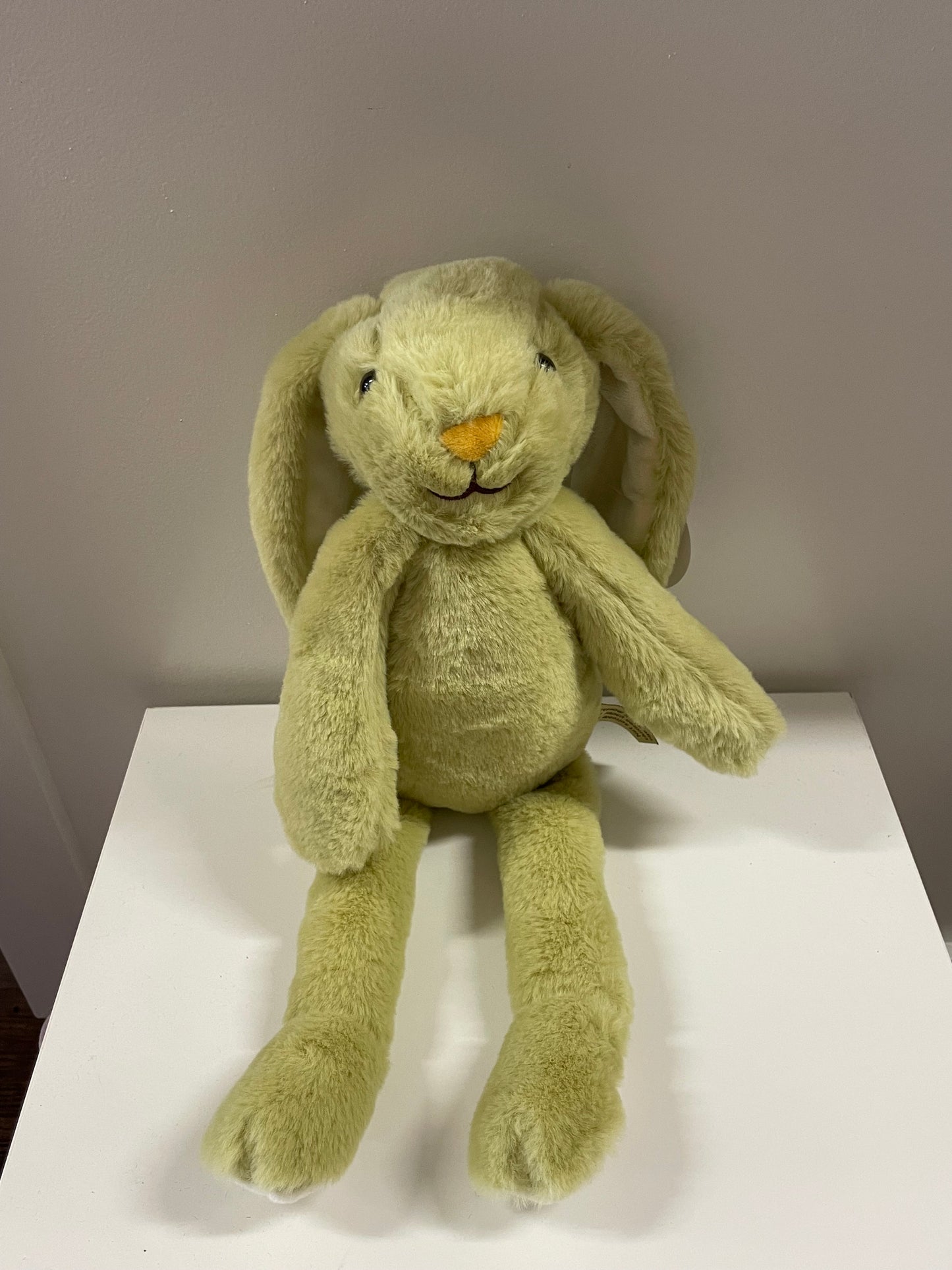 PLUSH BUNNY